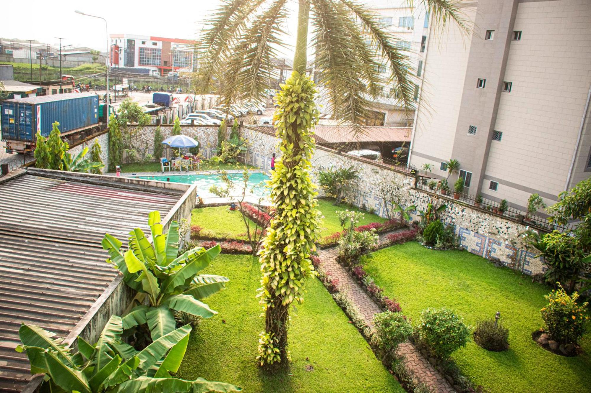Clos D'Anthony Residence Bonanjo Douala Exterior foto