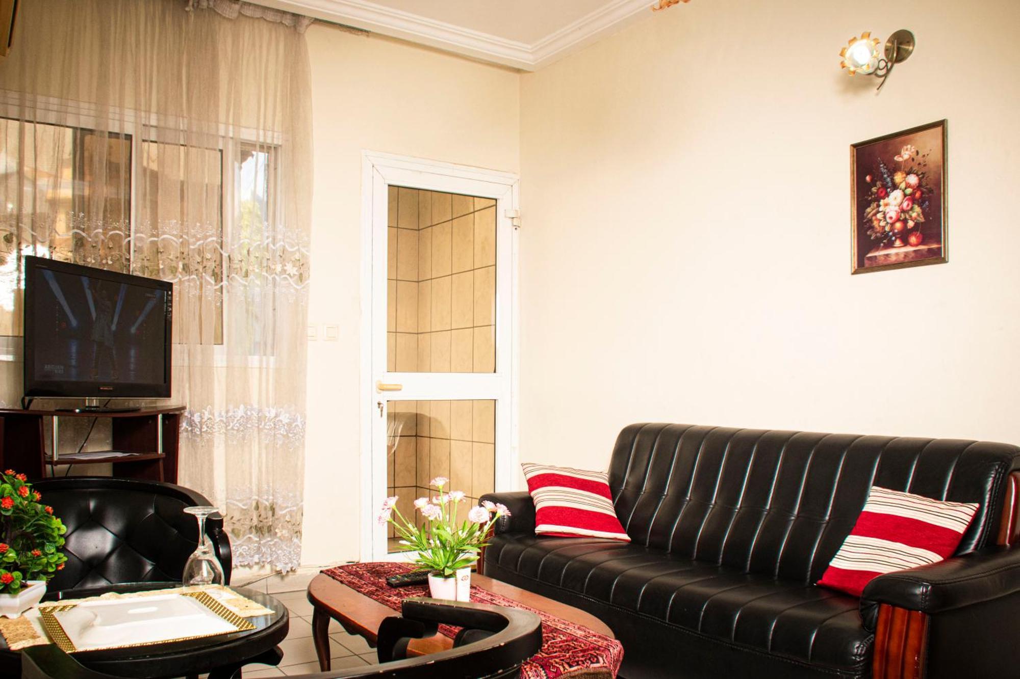 Clos D'Anthony Residence Bonanjo Douala Exterior foto